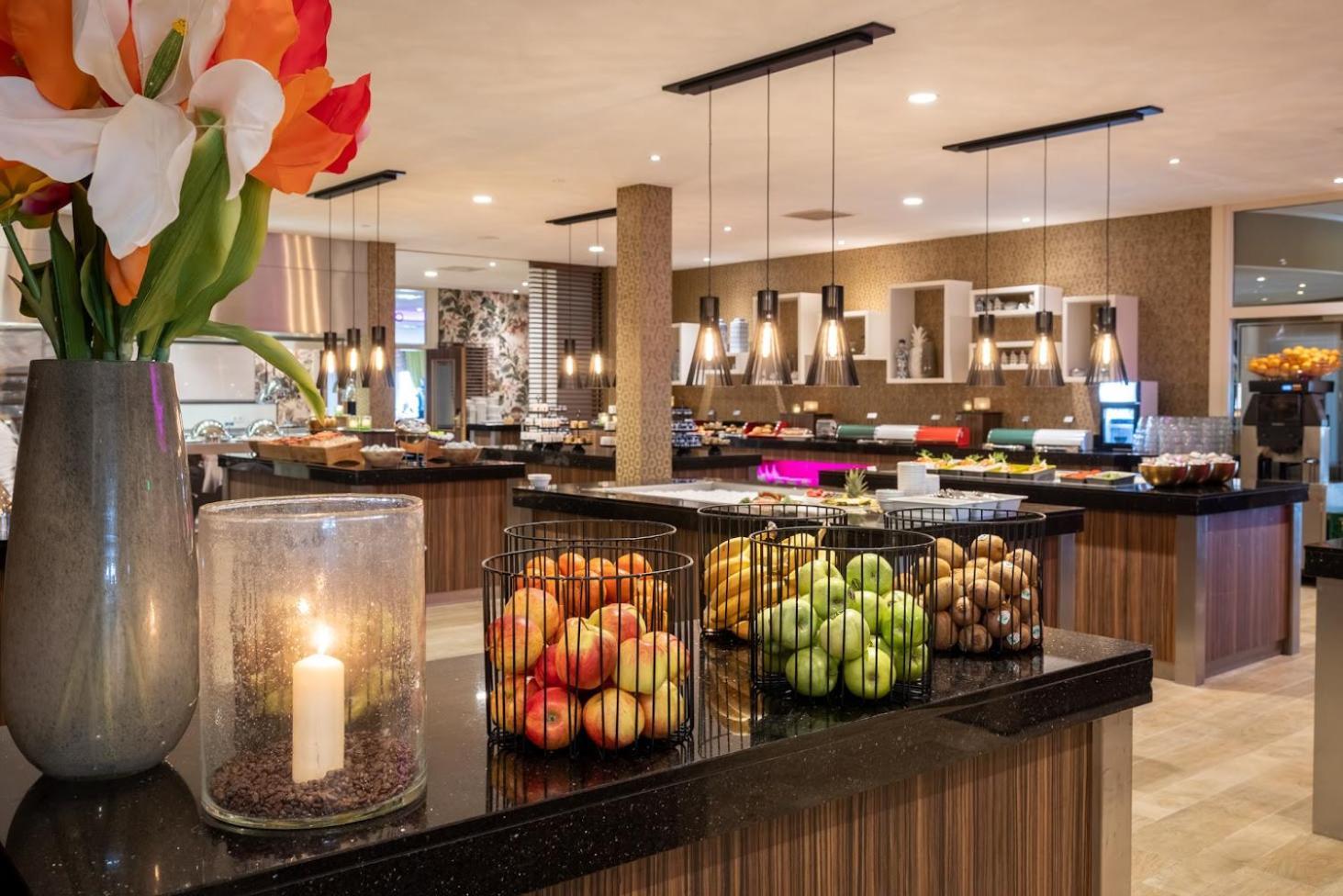 Van Der Valk Hotel Emmen Nieuw-Amsterdam Eksteriør billede