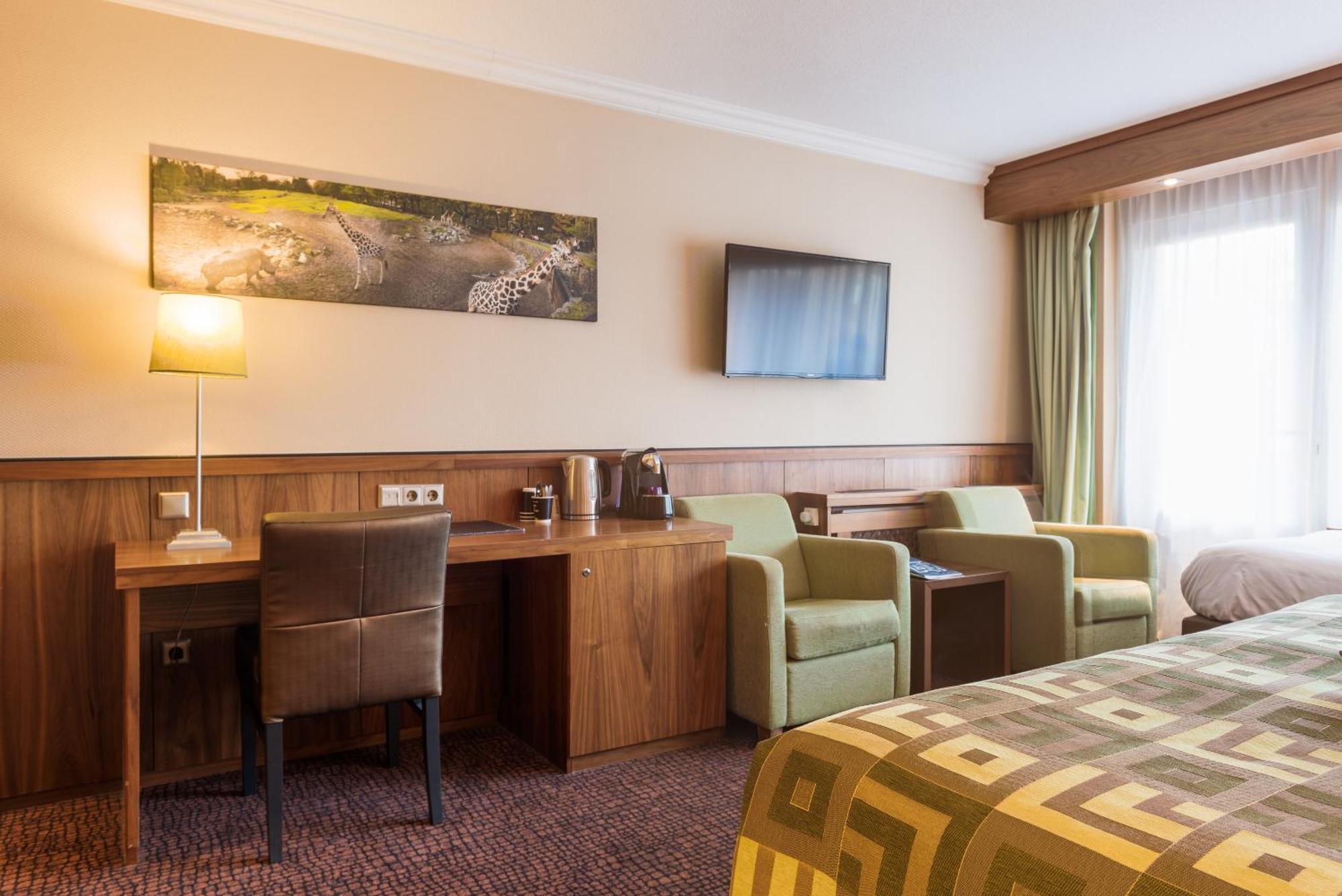 Van Der Valk Hotel Emmen Nieuw-Amsterdam Eksteriør billede